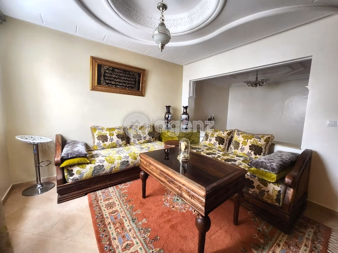 Magnificent villa for sale in Hay Najah. 4 lovely rooms. Carpark and terrace
