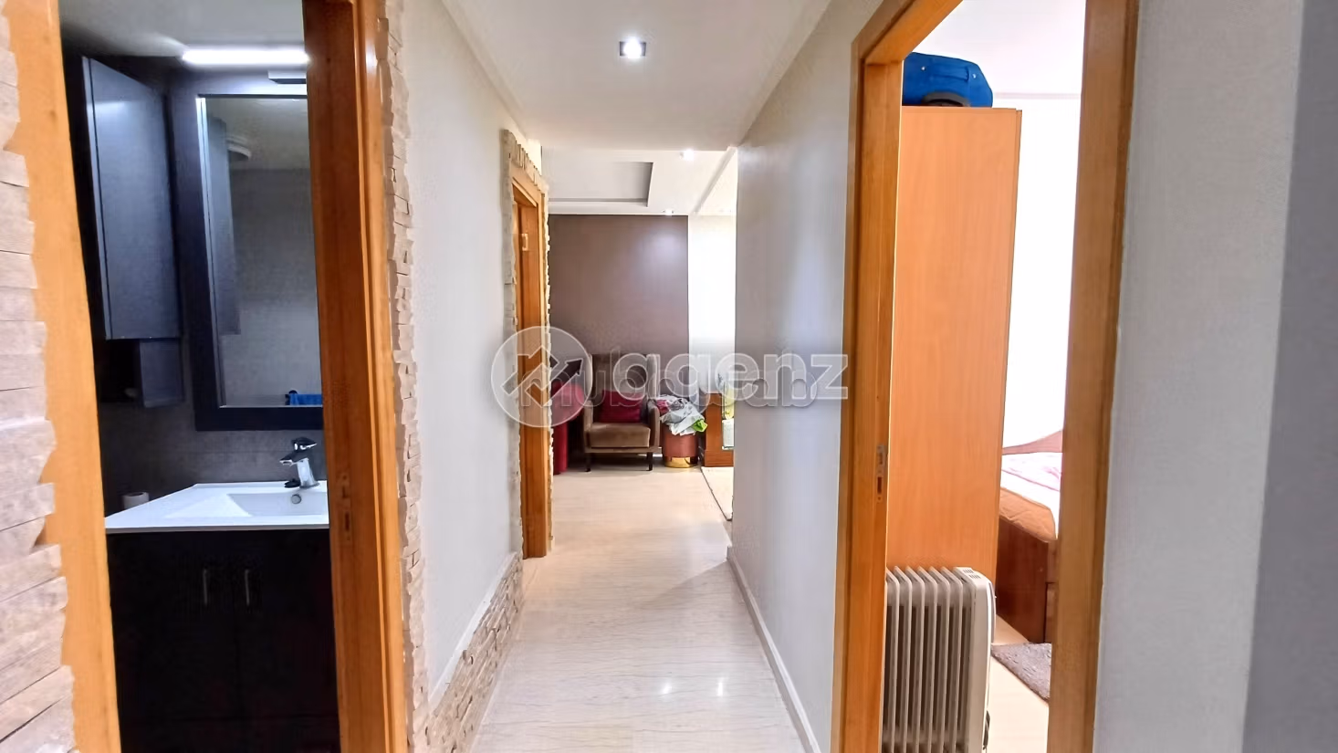 Appartamento da acquistare. 3 camere. Arredato