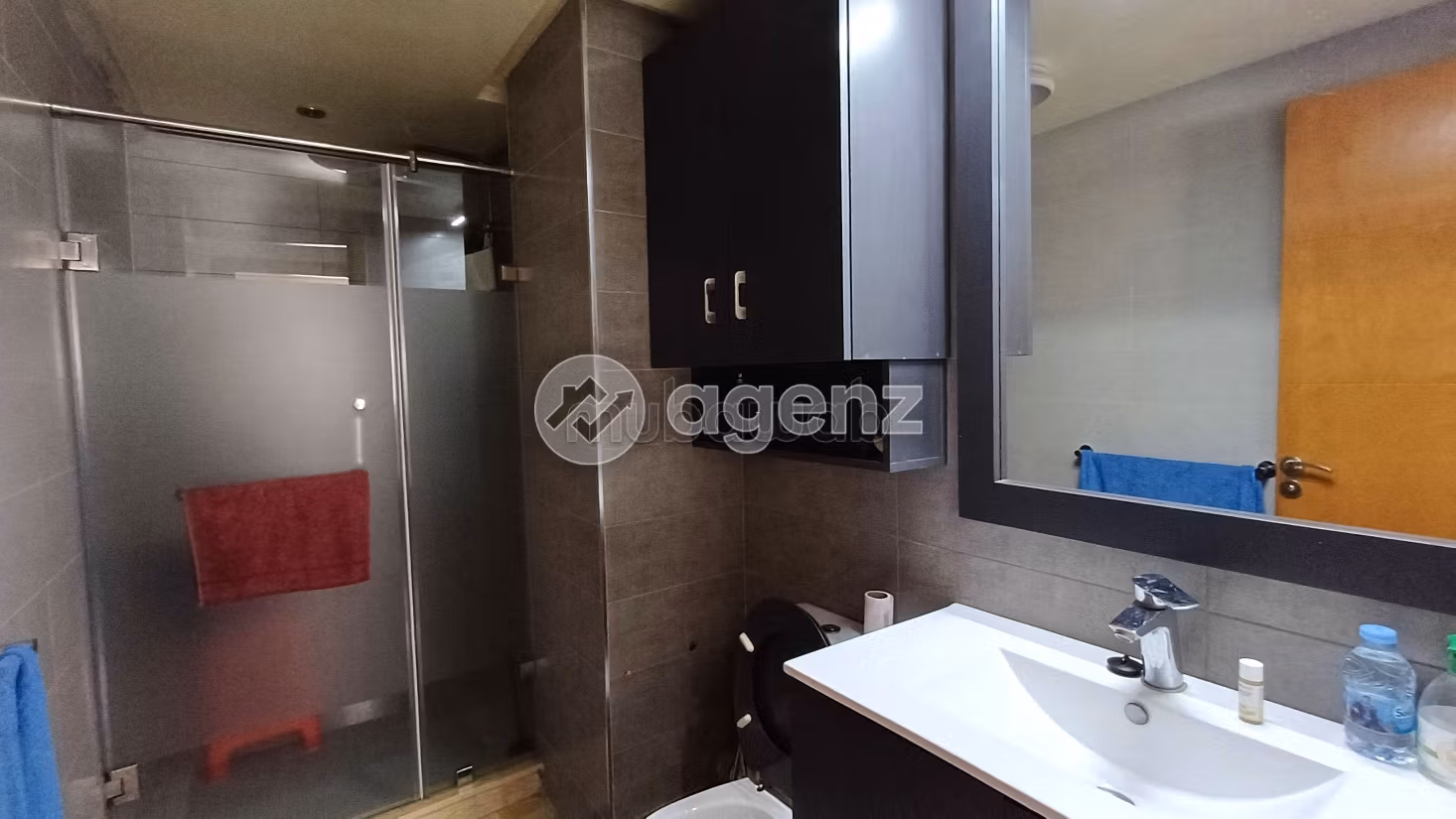 Appartamento da acquistare. 3 camere. Arredato