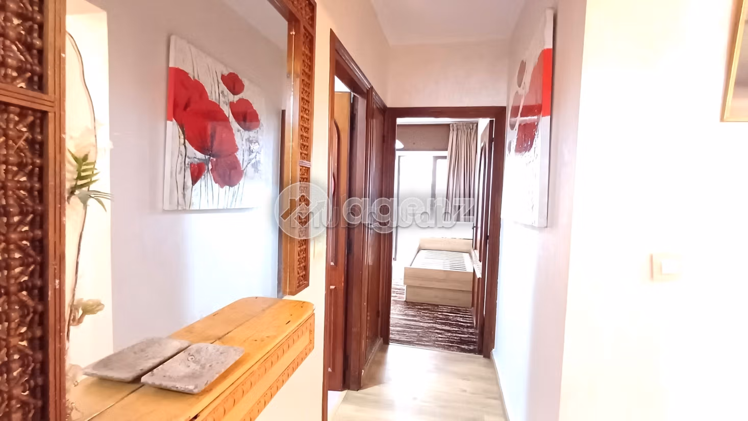 Apartment to purchase in Les Hôpitaux. Large area 143 m². New furniture