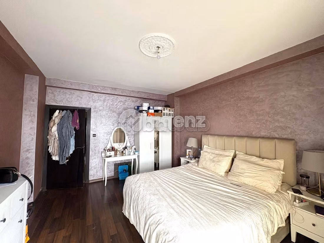 Appartement 191 m² à Foncière — 17