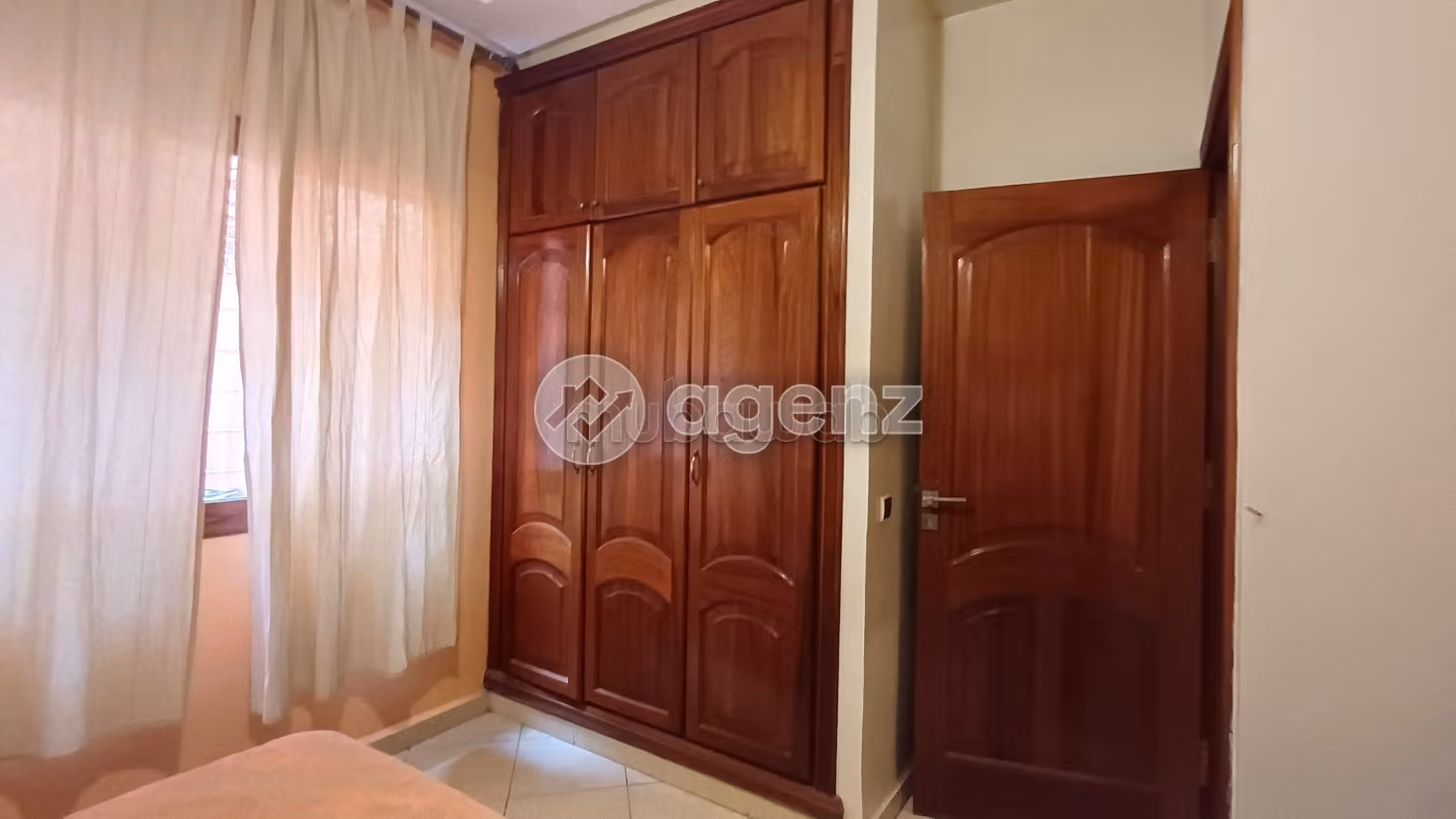 Proprietà in vendita a Al Qods. 5 belle camere da letto. Salone tradizionale marocchino e sistema di videosorveglianza