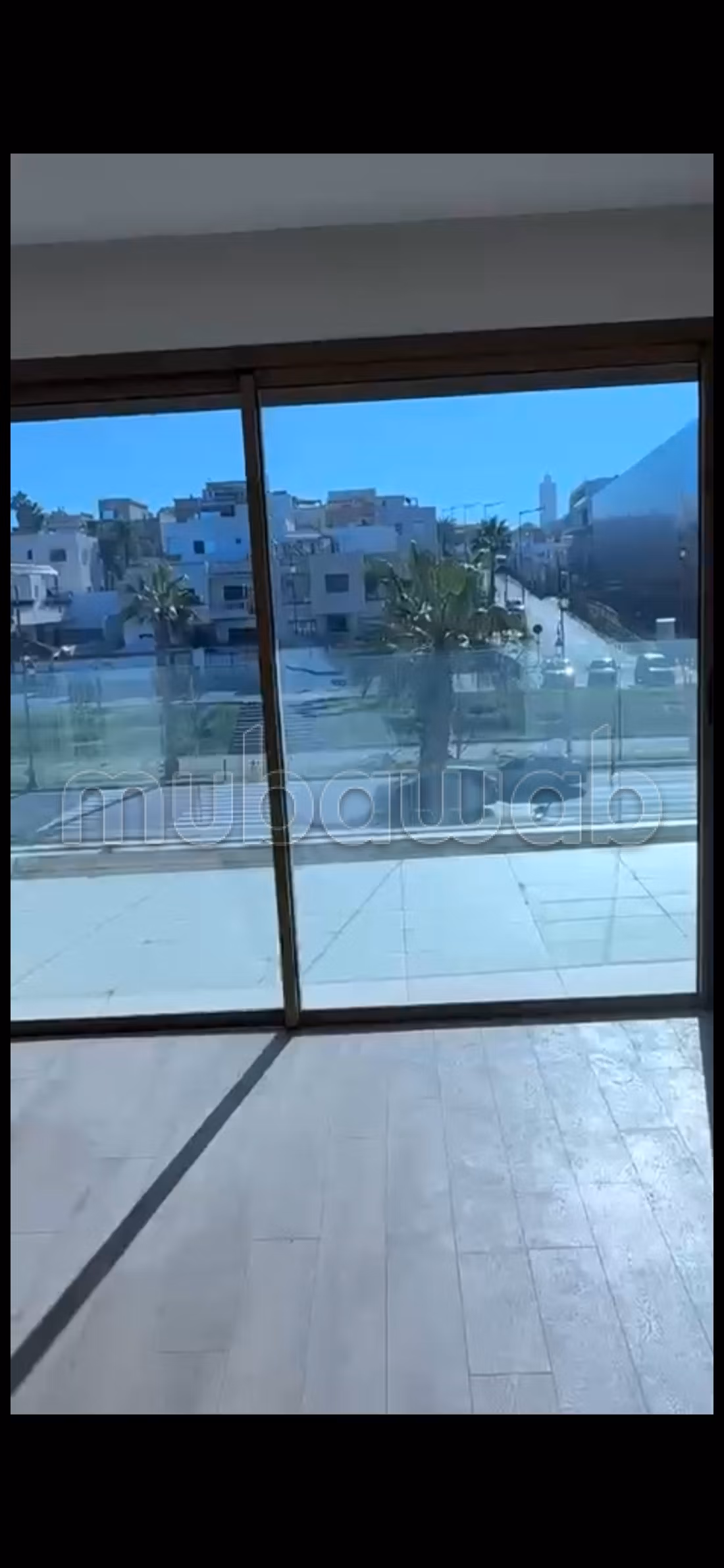 Appartement en location carrousel. 1 chambre Salon. Belle terrasse — 6