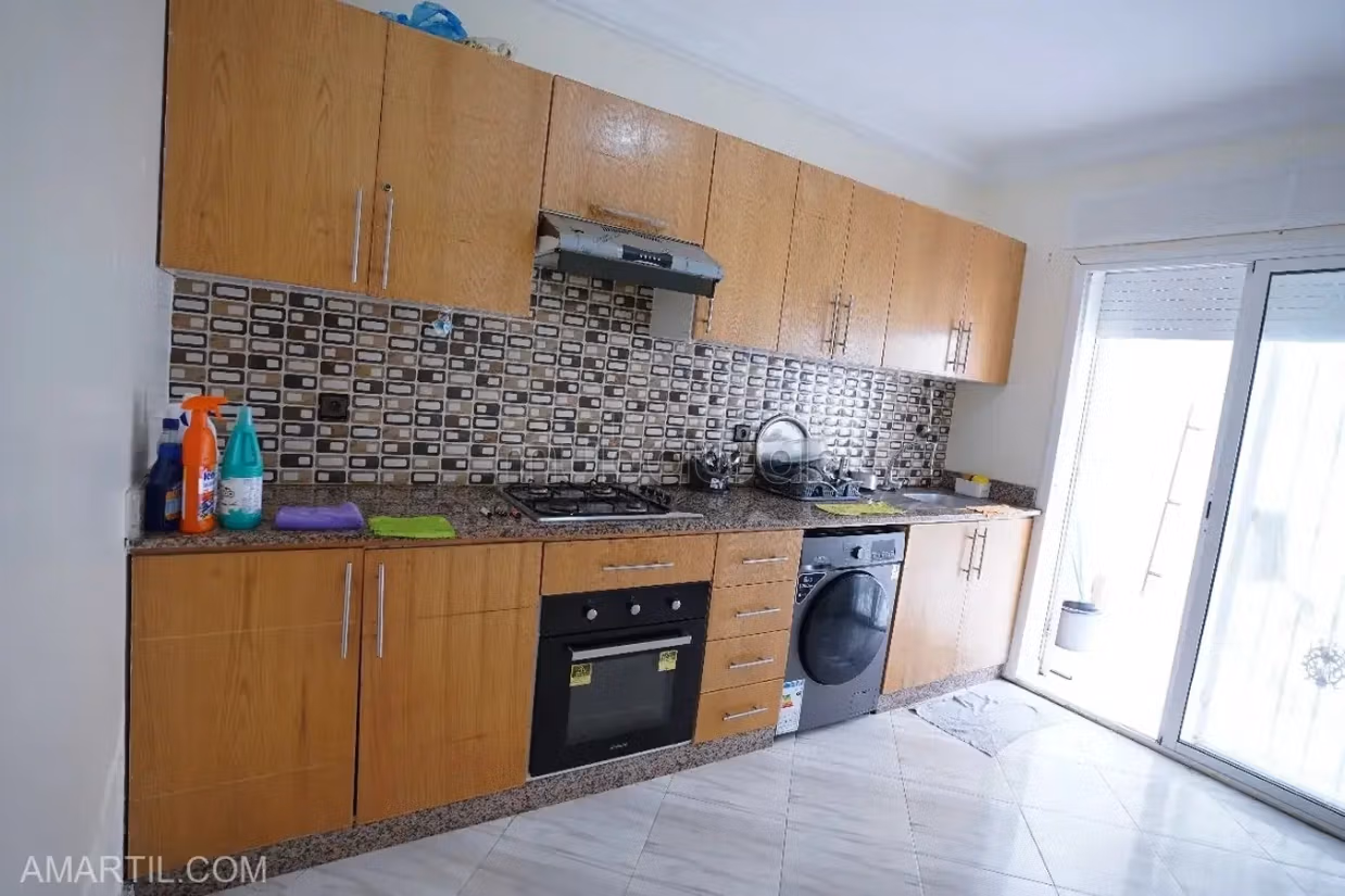 Gemeubileerd appartement voor dagelijkse verhuur in Martil wifi