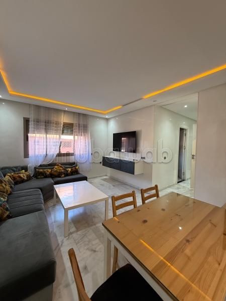 Appartement à vendre à ghiliz.
Surface totale 75 m².
Meublé