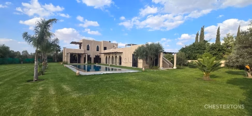 Jolie villa Arabo Andalou route de Ouarzazate Marrakech