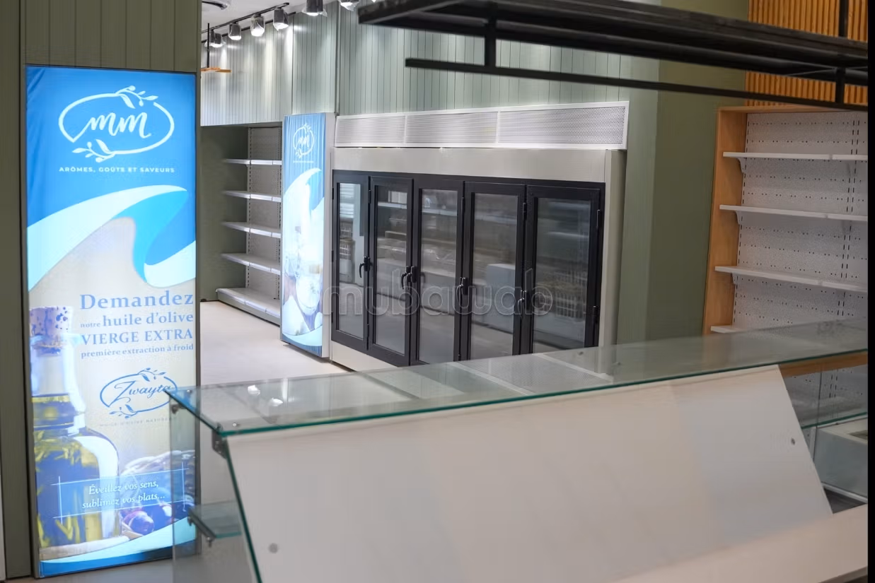 Supérette épicerie fine à vendre 110 m² 
Sfax