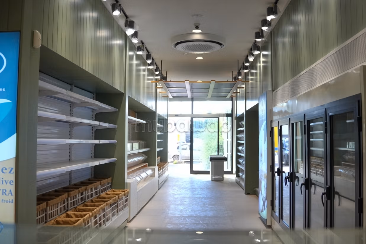 Supérette épicerie fine à vendre 110 m² 
Sfax