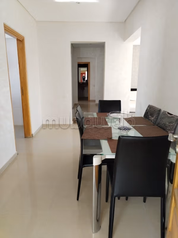Magnífico piso en alquiler en Guich Oudaya. 2 hermosas habitaciones. Mobiliario