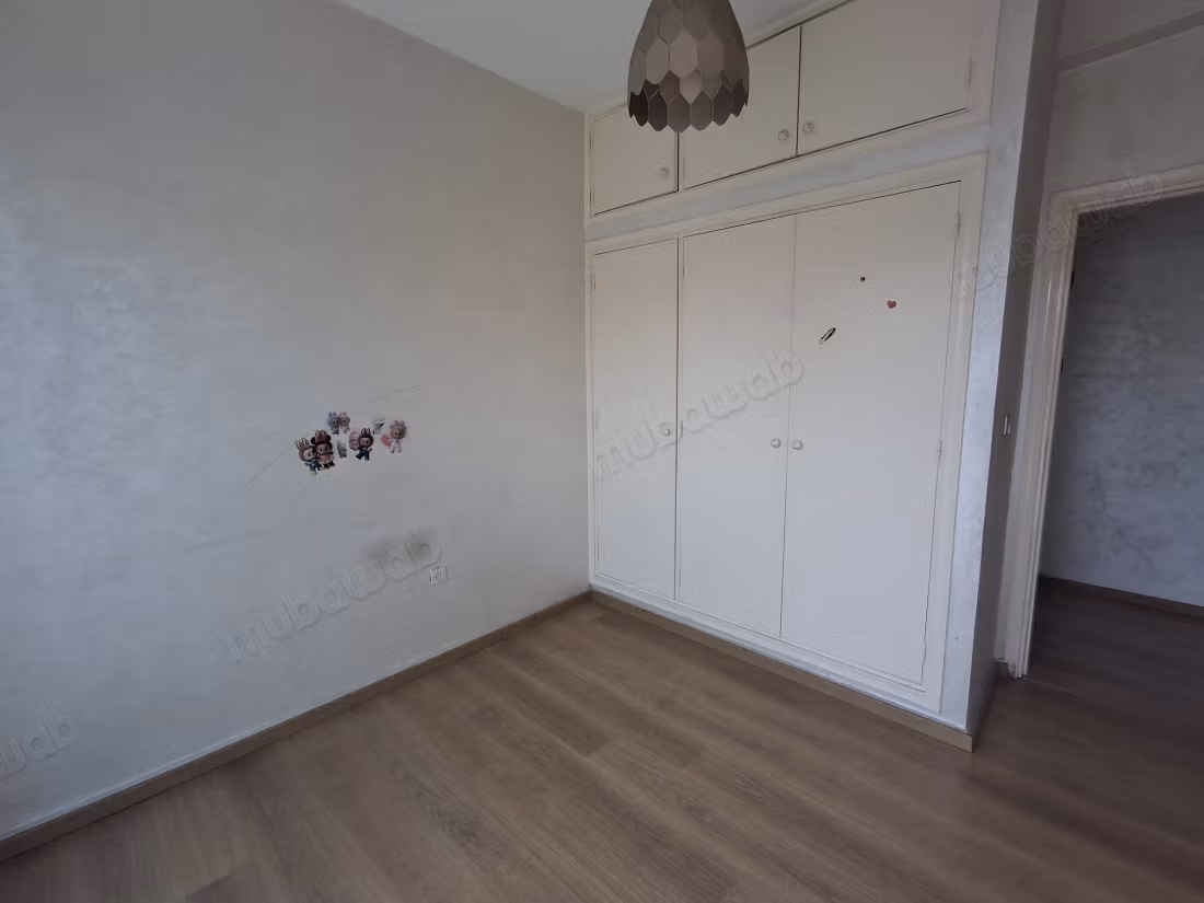 Bel appartement en location à Belvédère. 1 Pièce. Terrasse et ascenseur