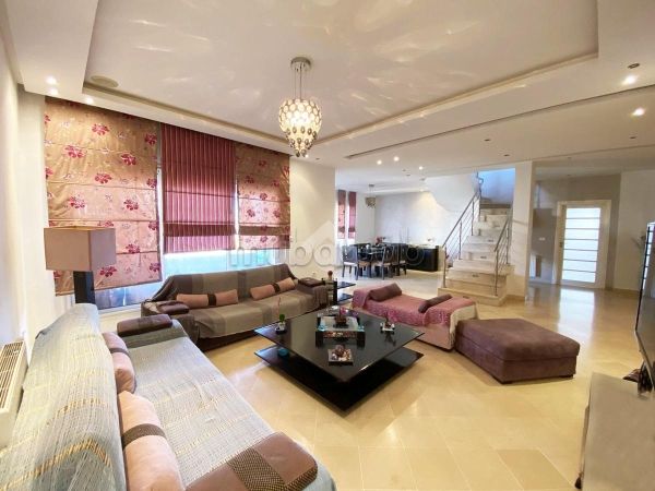 Eccezionale residenza di lusso in vendita a Ariana. Superficie 330 m². Protezione 24 ore su 24