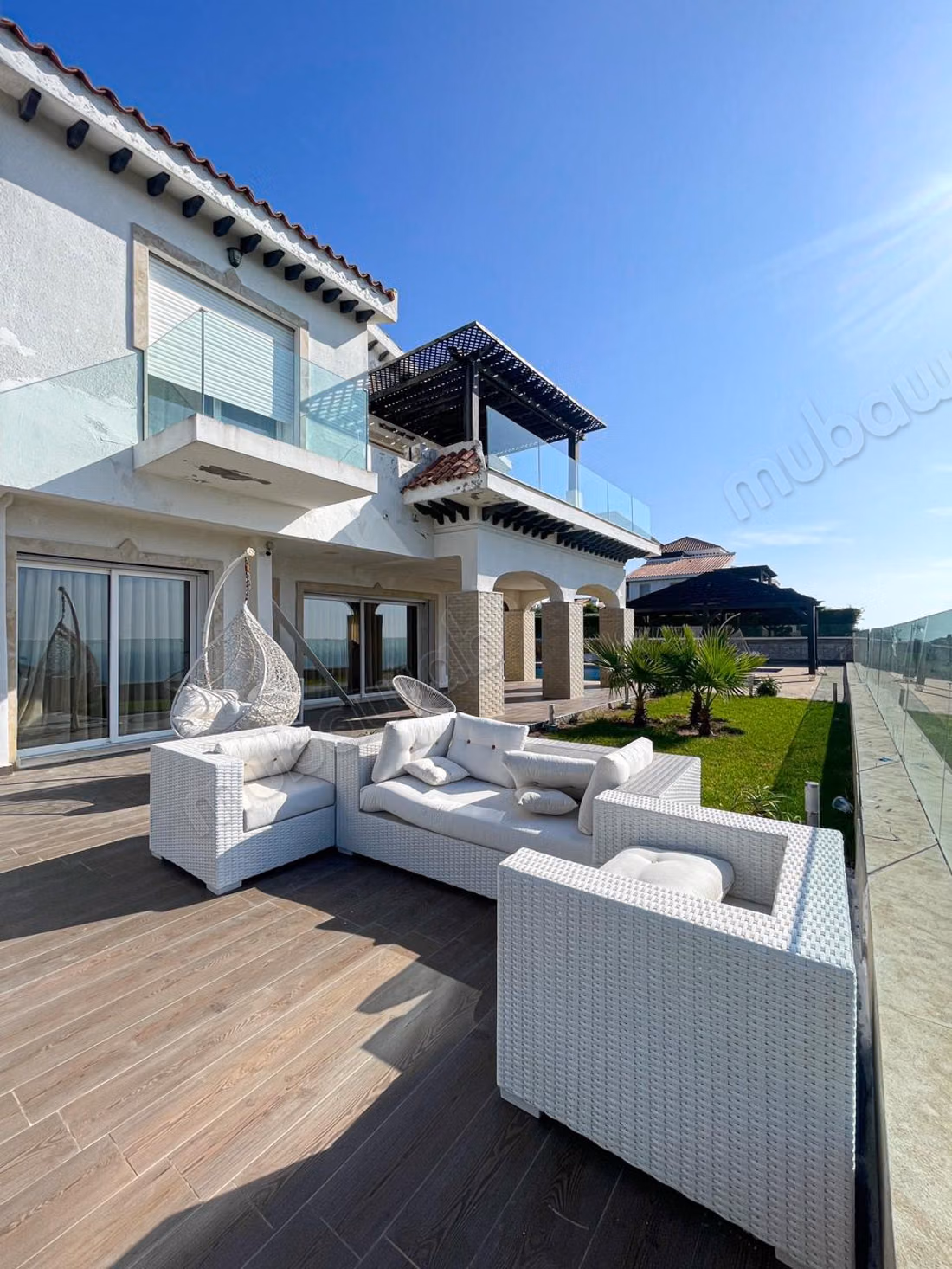 Villa lux Haut standing à louer 2000m²