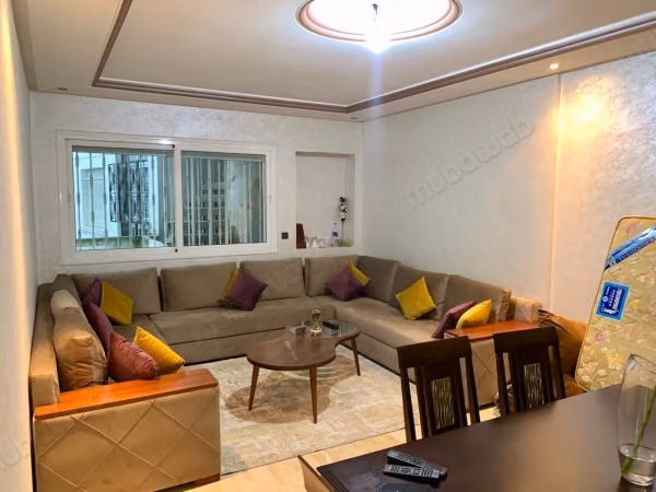 Acquista il locale commerciale adatto alla tua attività a Tanger City Center. Superficie 177 m². Cucina equipaggiata