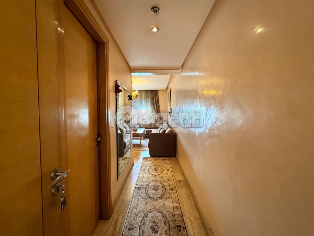 Fabulous apartment for sale in Mers Sultan. Area of 141 m². Carpark and elevator