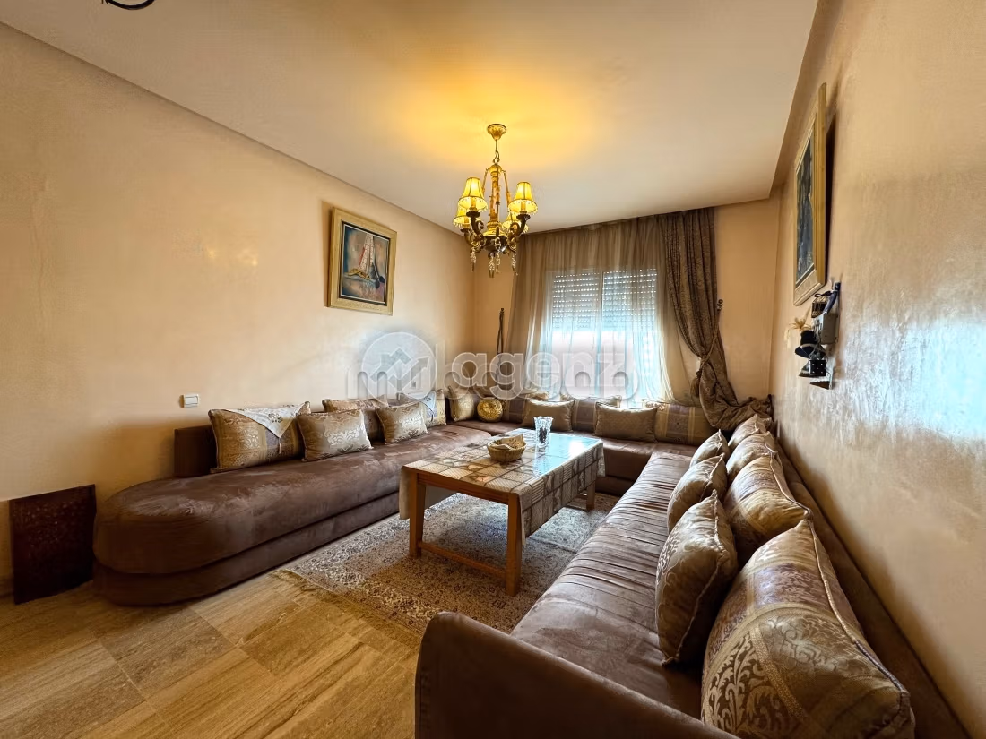 Fabulous apartment for sale in Mers Sultan. Area of 141 m². Carpark and elevator