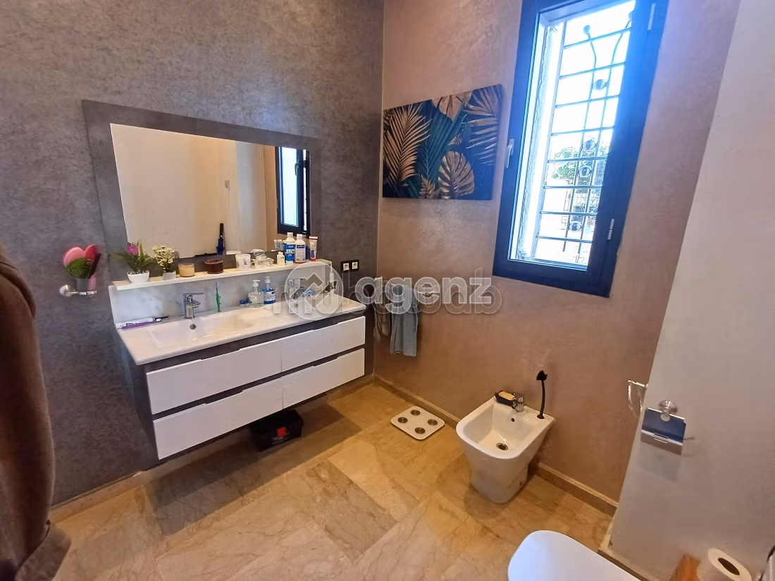 Villa à vendre 257 m², 4 chambres Tamaris Dar Bouazza