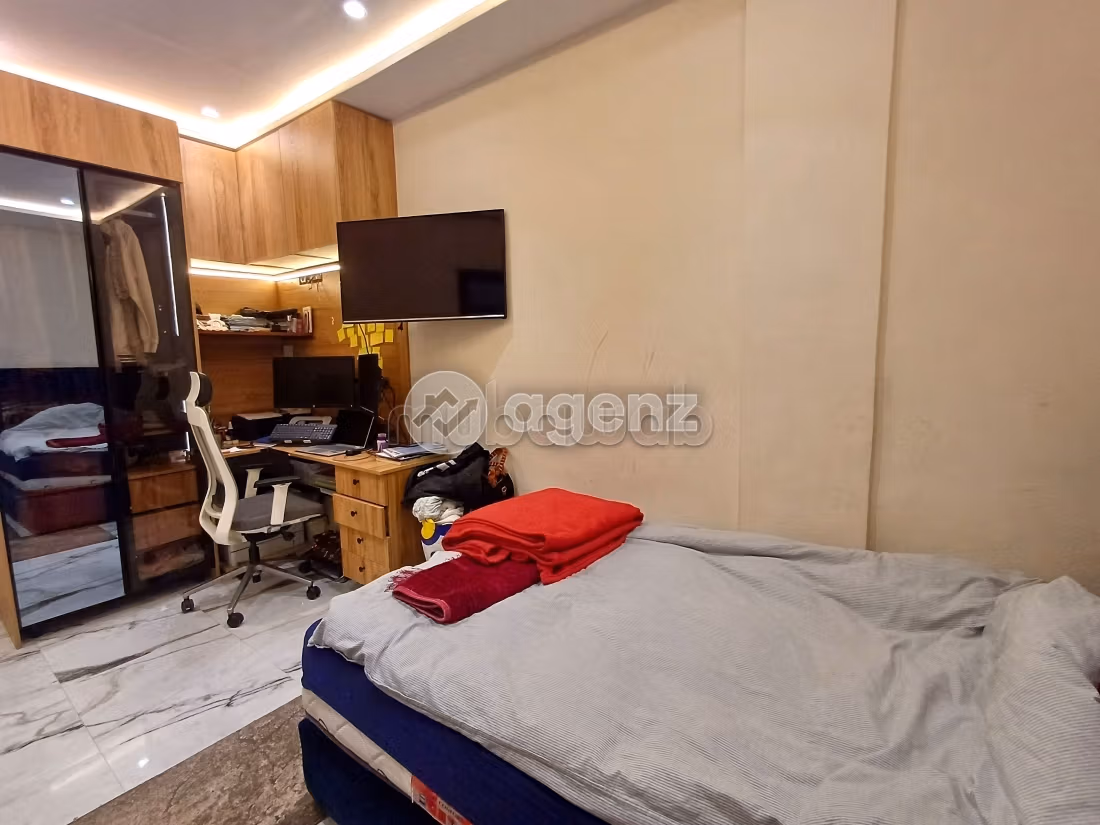 Apartment for sale in Quartier Bachkou. 3 rooms. Garage