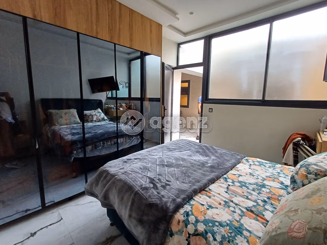 Apartment for sale in Quartier Bachkou. 3 rooms. Garage