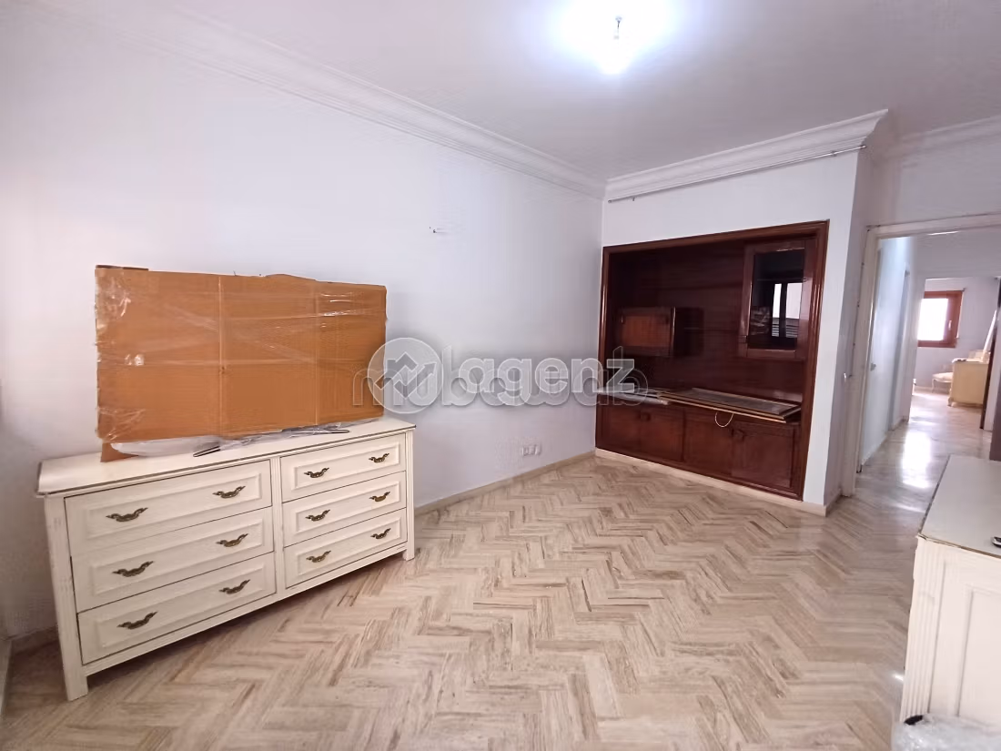 Apartment to purchase in Val Fleury. Surface area 133 m². Parking spaces