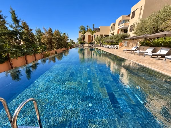 Piso en alquiler en Hivernage. Area 153 m². Amueblado