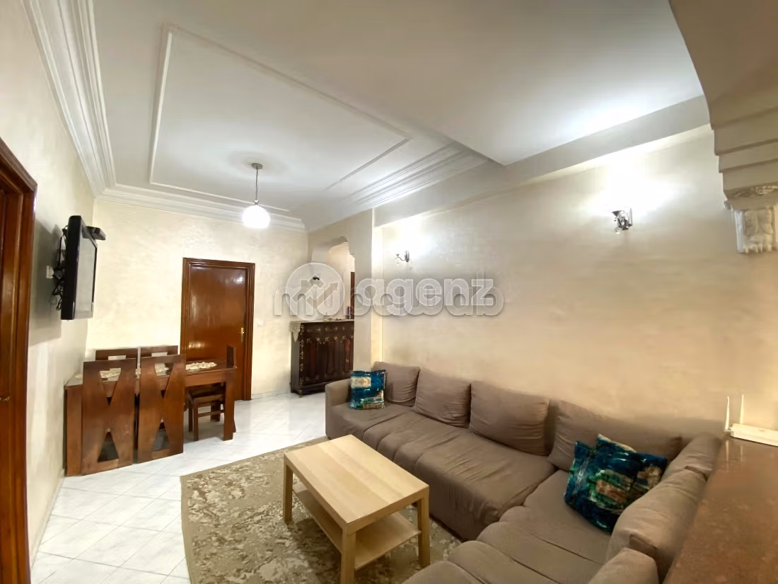 Bonito piso en venta en Ain Chock. Dimensión 105 m². Garaje