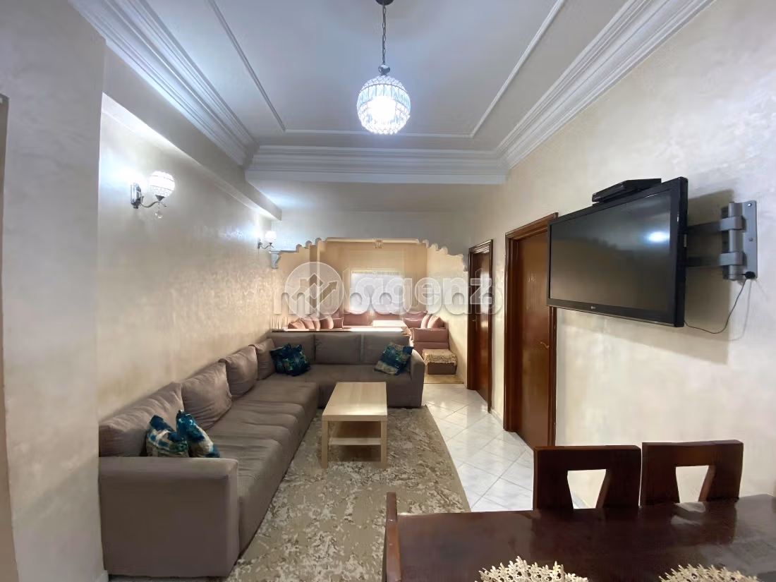Bonito piso en venta en Ain Chock. Dimensión 105 m². Garaje
