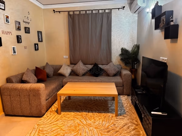 Affitto di uno splendido appartamento a Route Casablanca. 2 camere. Ammobiliato