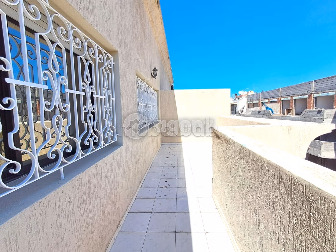 Appartement 136 m² à Les Hôpitaux — 18