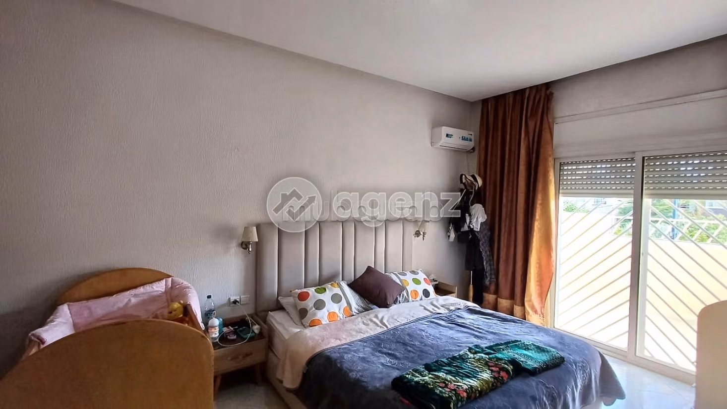 Vendita villa di lusso a Hay Jdid. Superficie 210 m². Posto auto e terrazzo