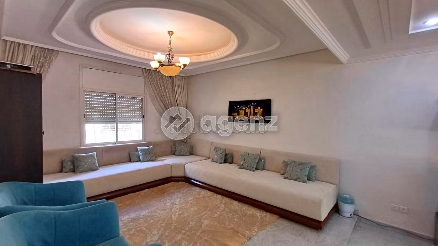 Vendita villa di lusso a Hay Jdid. Superficie 210 m². Posto auto e terrazzo