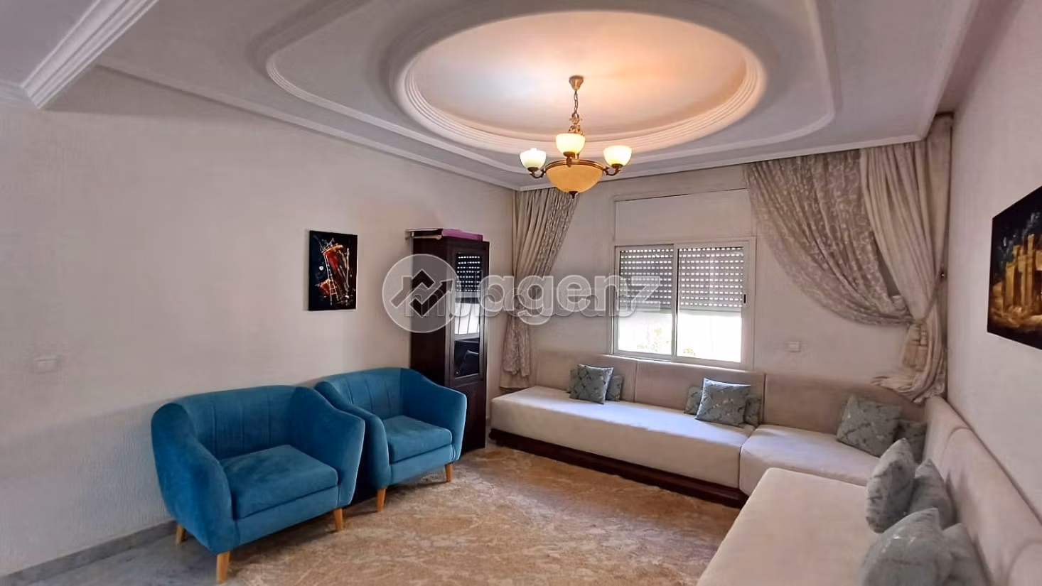 Vendita villa di lusso a Hay Jdid. Superficie 210 m². Posto auto e terrazzo