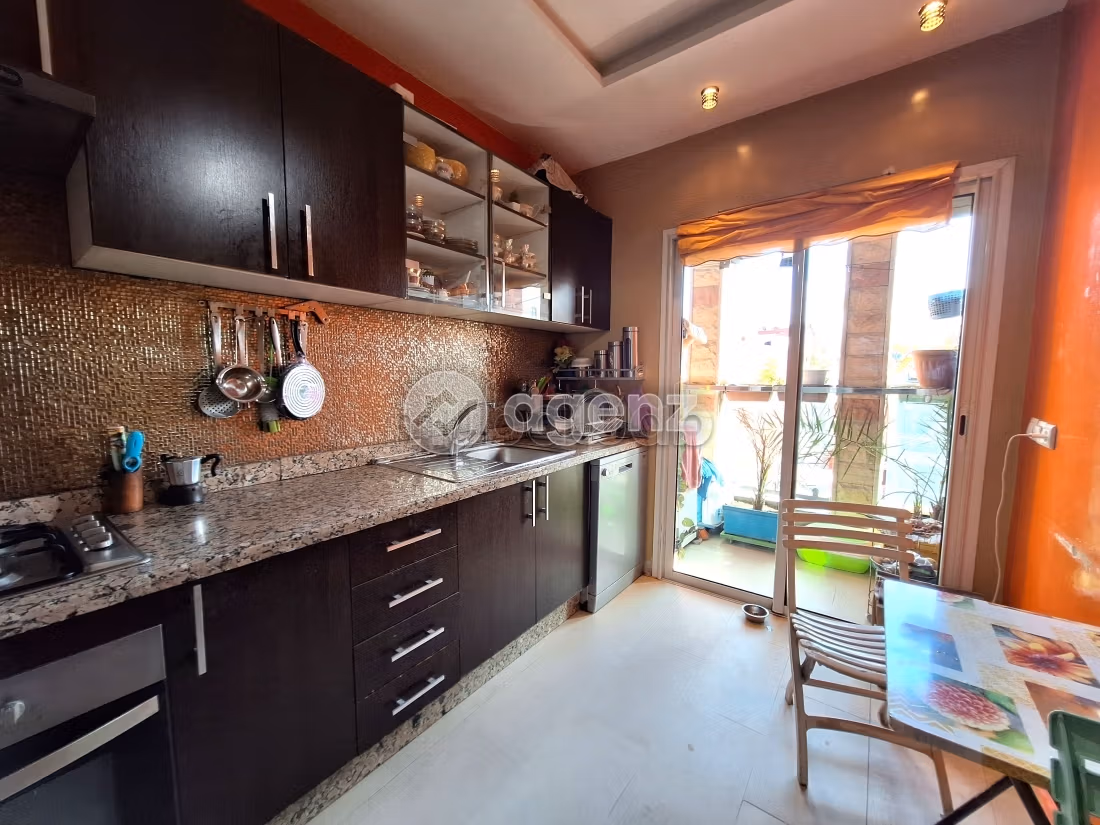 Appartement 81 m² à Roches Noires — 11