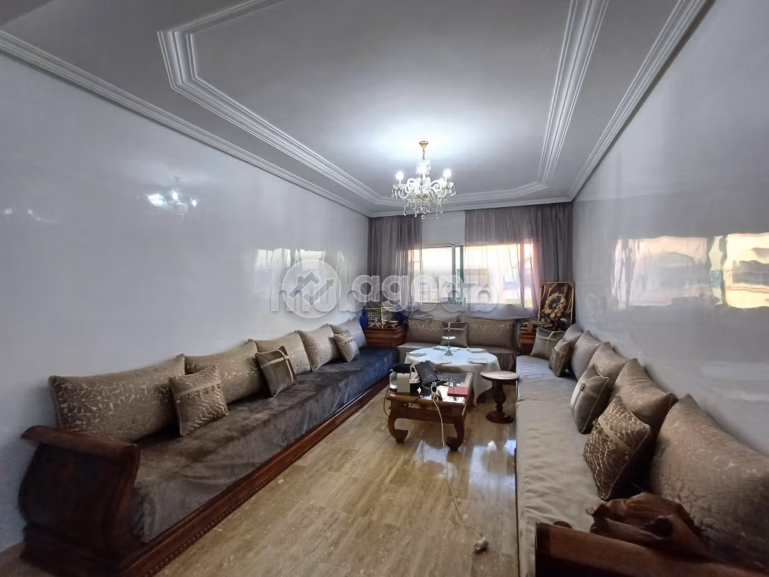 Sell apartment. 3 rooms. Fully furnished