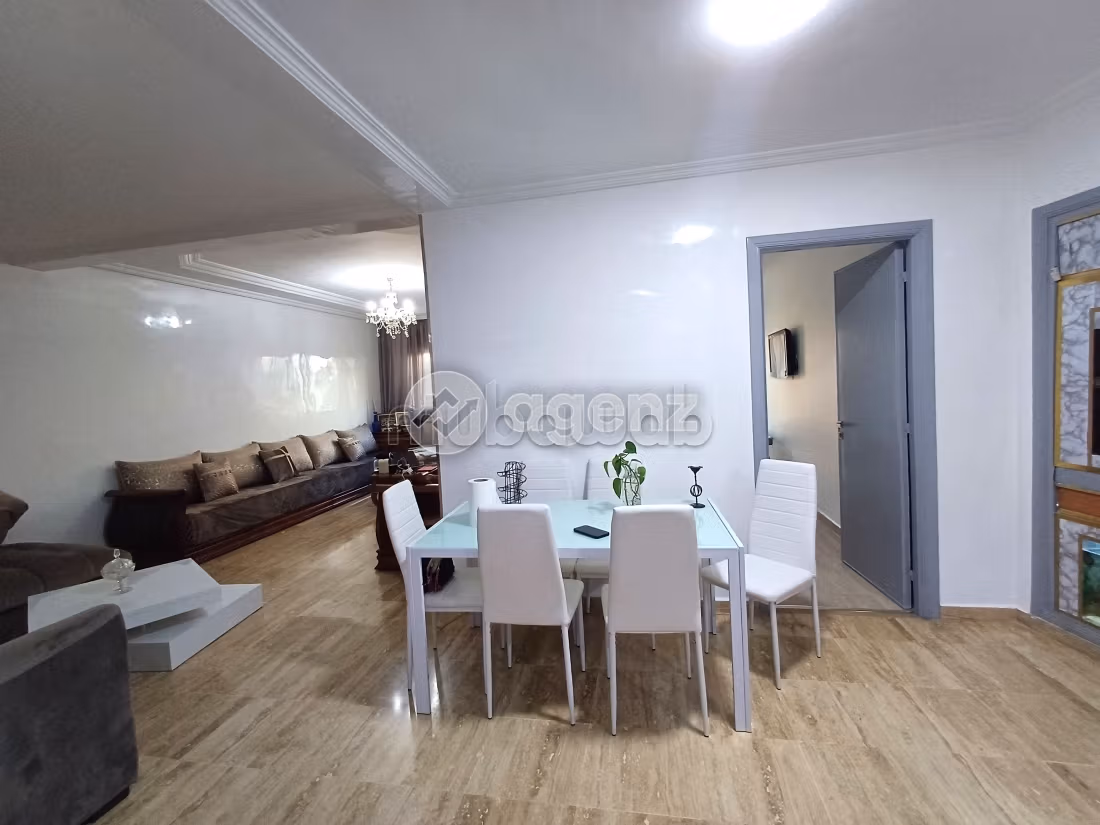 Sell apartment. 3 rooms. Fully furnished