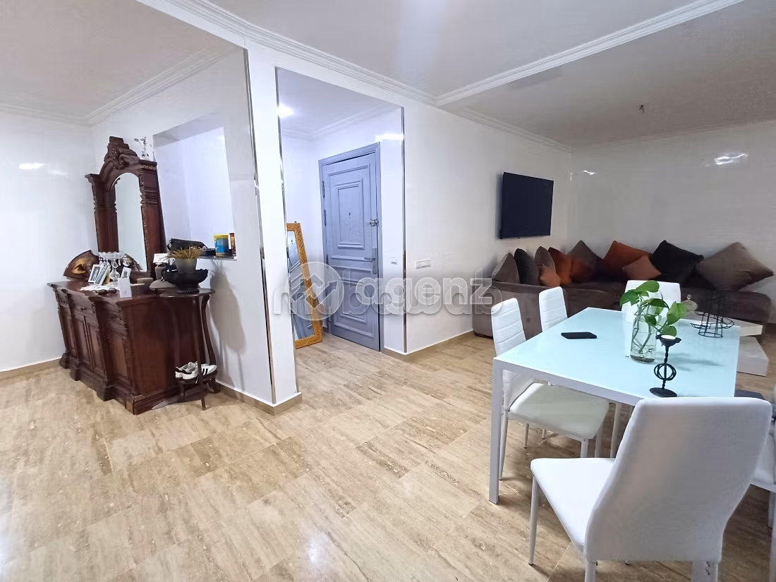 Sell apartment. 3 rooms. Fully furnished
