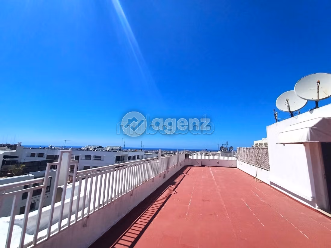 Duplex à vendre 601 m², 8 chambres Haut Agdal Rabat