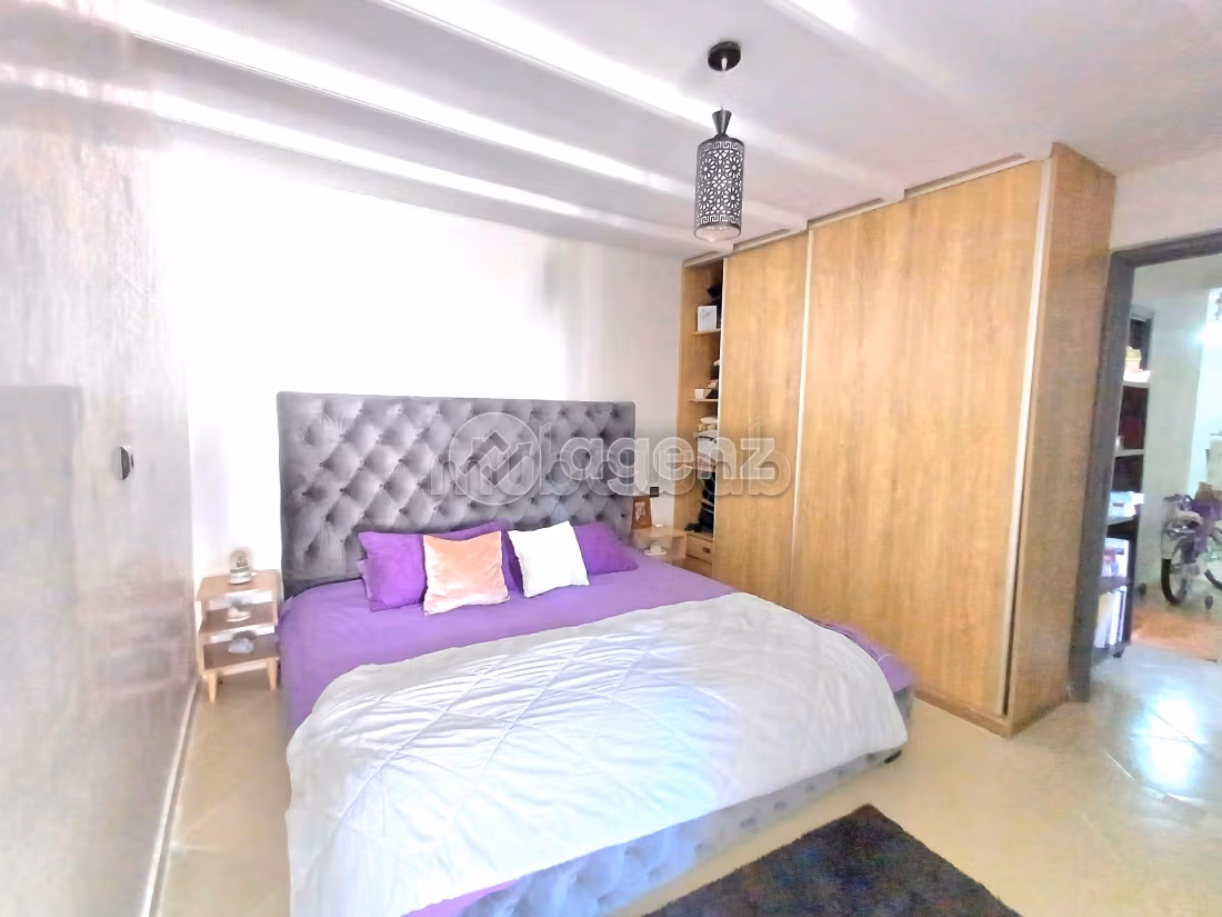 Beautiful apartment for sale in Hay Houda. 2 rooms. Basement