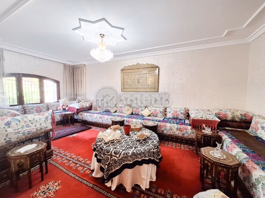 Villa à vendre 609 m², 5 chambres Ain Diab Extension Casablanca
