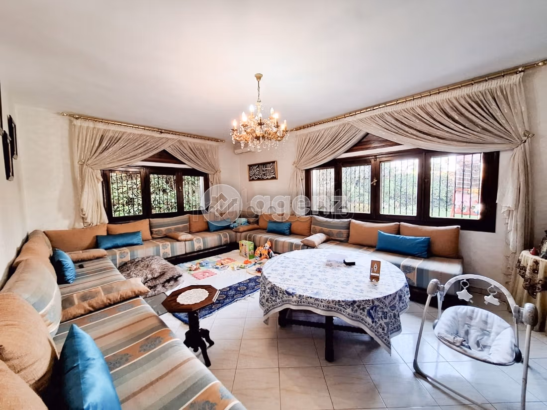 Villa à vendre 609 m², 5 chambres Ain Diab Extension Casablanca