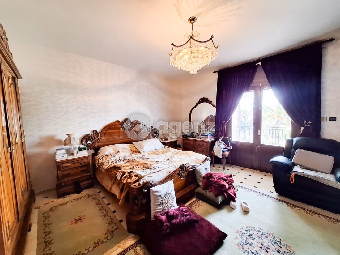 Villa à vendre 609 m², 5 chambres Ain Diab Extension Casablanca