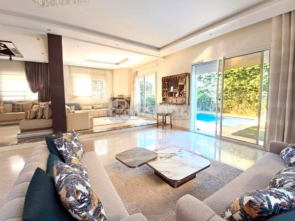 Villa à vendre 549 m², 8 chambres Mers Sultan Casablanca