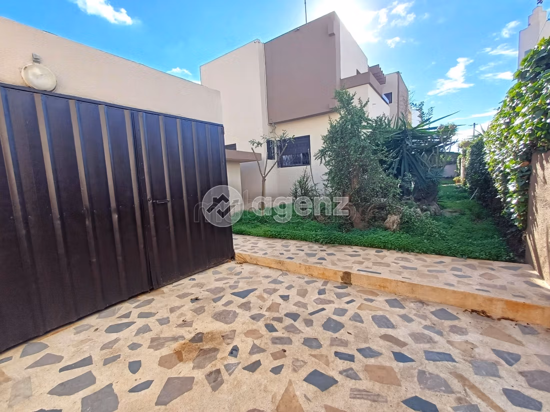 Villa à vendre 615 m², 5 chambres Racine Casablanca