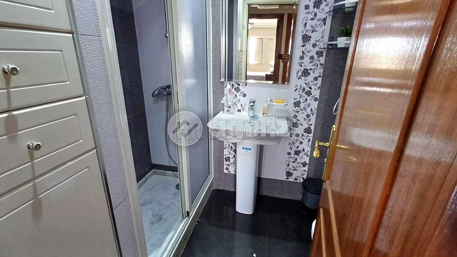 Piso en venta en La Gironde. Gran superficie 96 m². Sin Ascensor, balcón