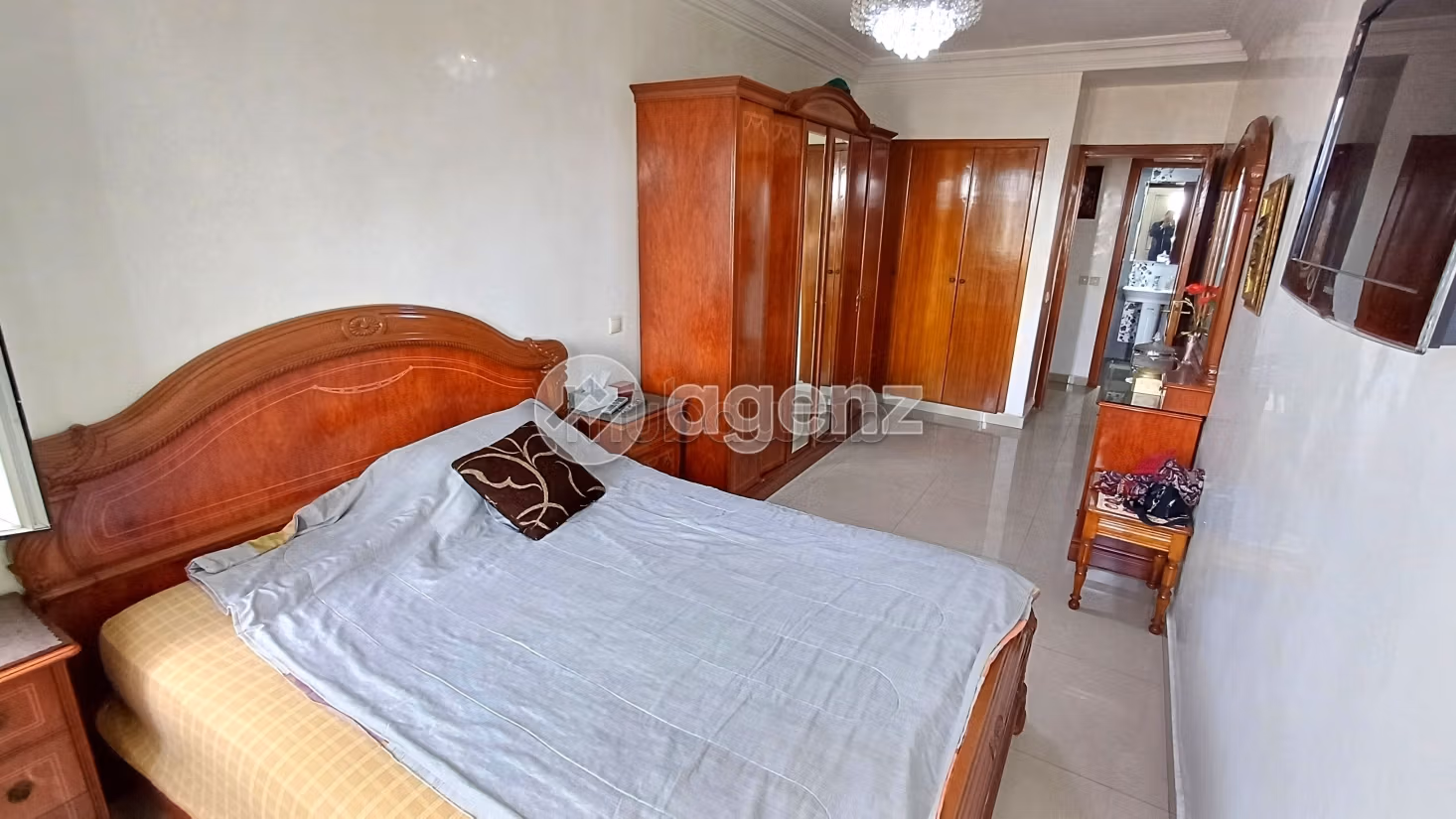 Piso en venta en La Gironde. Gran superficie 96 m². Sin Ascensor, balcón