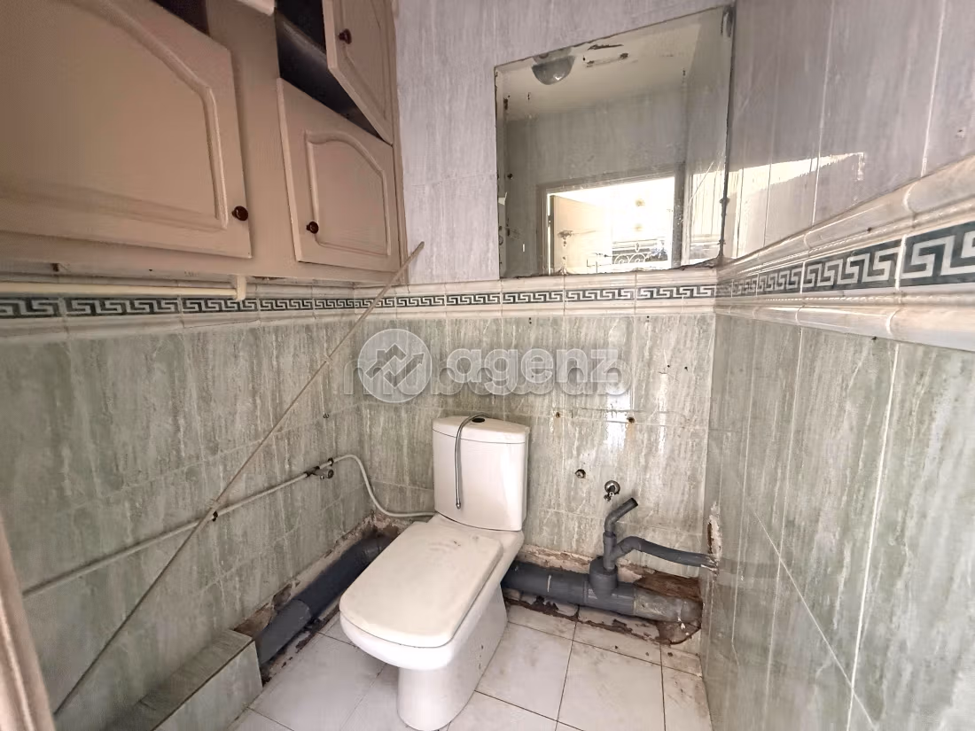 Busca pisos en venta en Bourgogne Ouest. 2 dormitorios. Con Ascensor, balcón