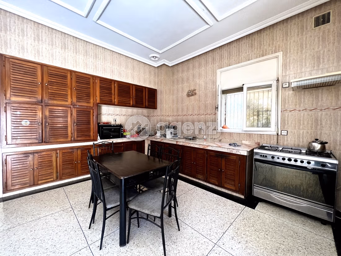 Villa à vendre 750 m², 10 chambres Al Qods Mohammedia