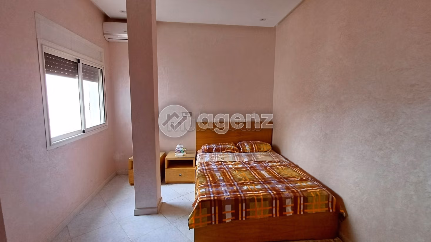 Piso en venta en De La Plage. Área total 240 m². Ascensor y terraza