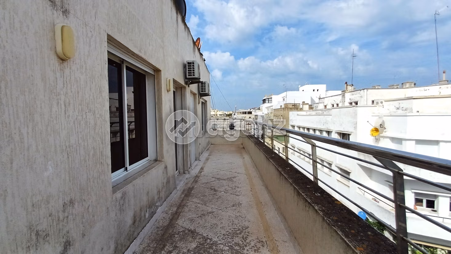 Piso en venta en De La Plage. Área total 240 m². Ascensor y terraza