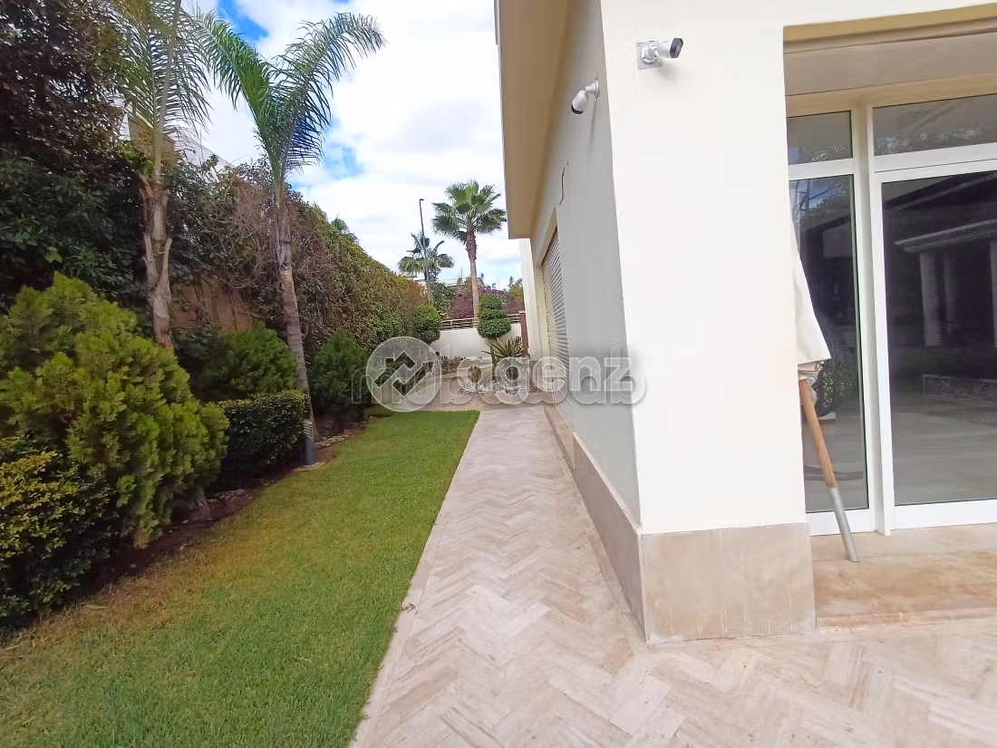 Villa à vendre 903 m², 5 chambres Bouskoura Bouskoura