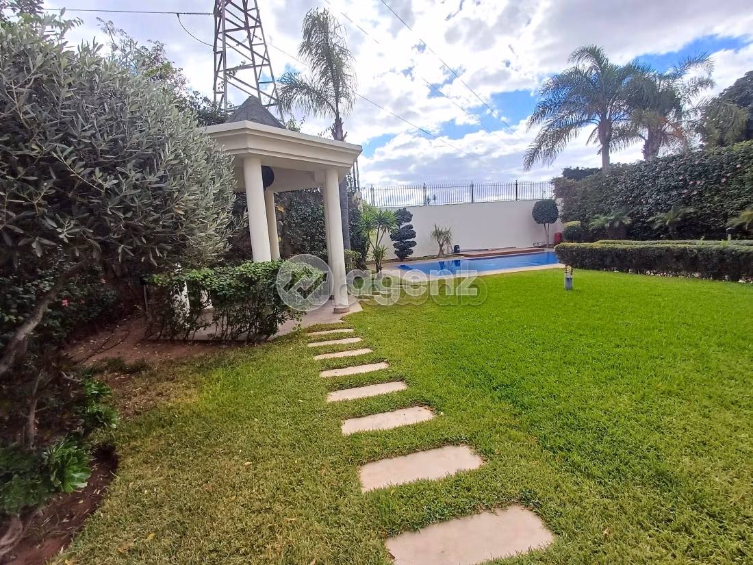 Villa à vendre 903 m², 5 chambres Bouskoura Bouskoura